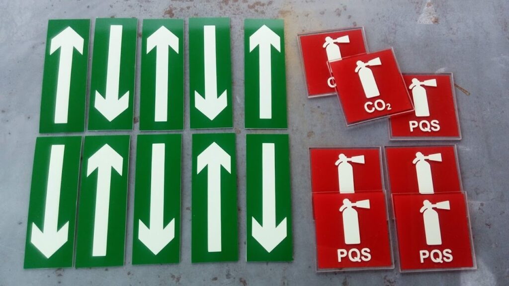 Placas