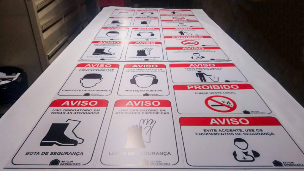 Placas de sinalização