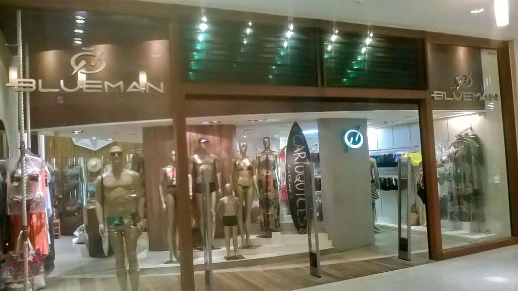 Letras de aço inox 304 escovado para lojas de roupas moda praia @BluemanBrasil