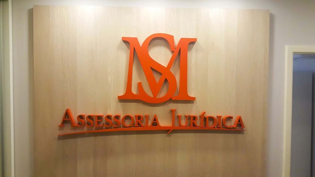 Letras de chapa galvanizada pintada: MS Assessoria Jurídica