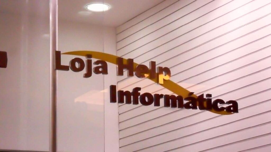 Letras de chapa galvanizada pintada: Loja de Shopping